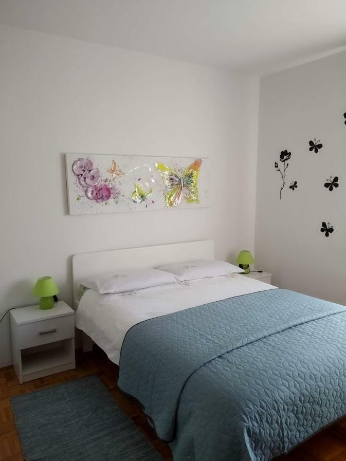 Apartments Kolorcek イゾラ エクステリア 写真